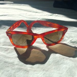 Ray-Ban Wayfarer Orange Sunglasses
